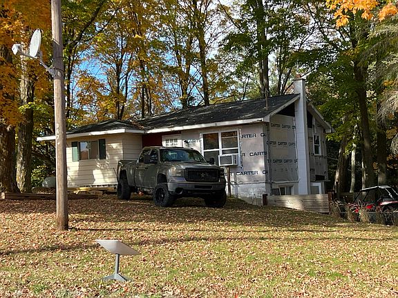 2nd image of 947 Doerr Rd