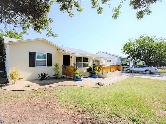 2nd image of 698 Patricia Ln #A