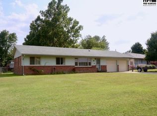29 Harvest Ln, Hutchinson, KS 67502