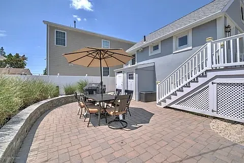 104 Pennsylvania Ave #1 — Photo 20
