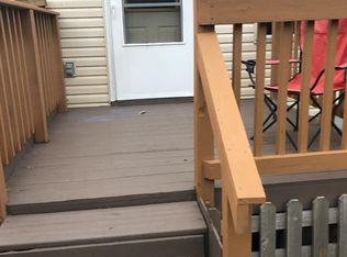 821 Summit St, Manitowoc, WI 54220