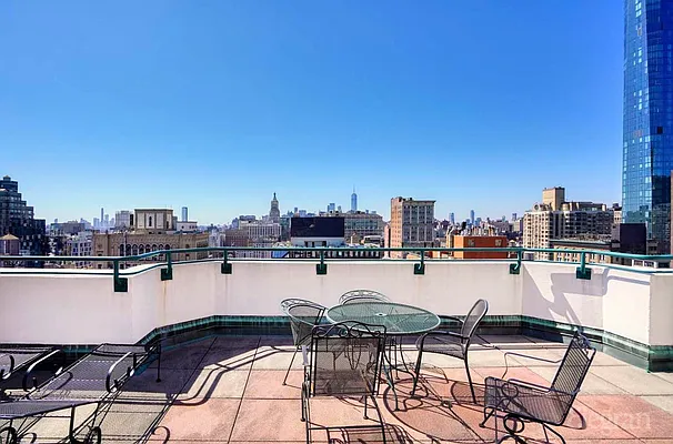 Sold by Elegran | media 15