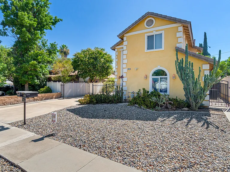 11023 San Juan St #B — Photo 36