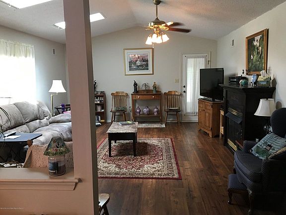 4th image of 1784 Buttonwood Ave