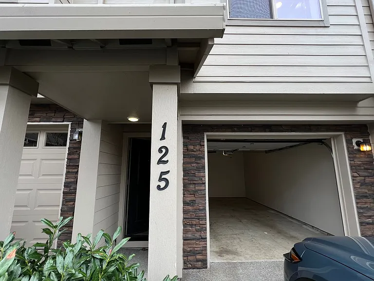 Edy Road Townhomes — Photo 2