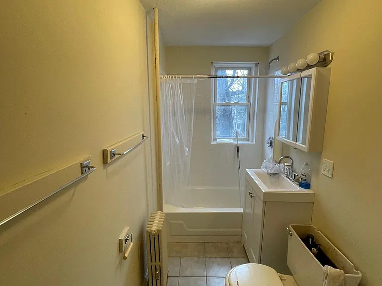 15 Linnaean St #8 — Photo 6