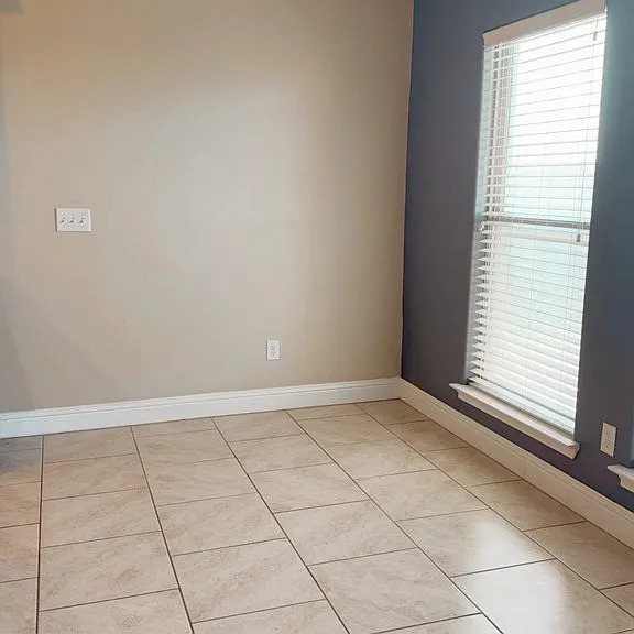 1210 Wrangler Ln — Photo 6