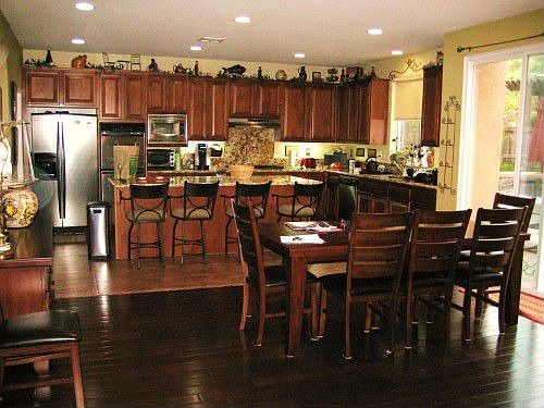 2nd image of 1823 Shadetree Dr