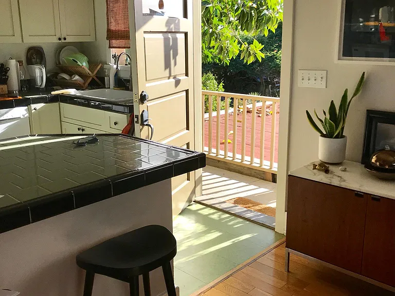 1082 W Kensington Rd #1082 — Photo 6