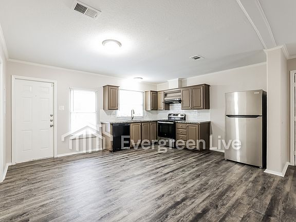 5th image of 11930 Greensbrook Forest Dr