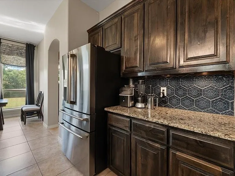 654 Plum Dr — Photo 10