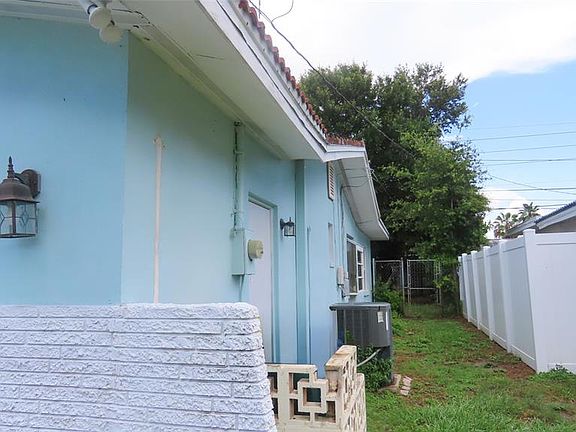 4th image of 2459 RUTLAND LANE