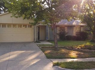 7633 Spicebush Rd, Fort Worth, TX 76133