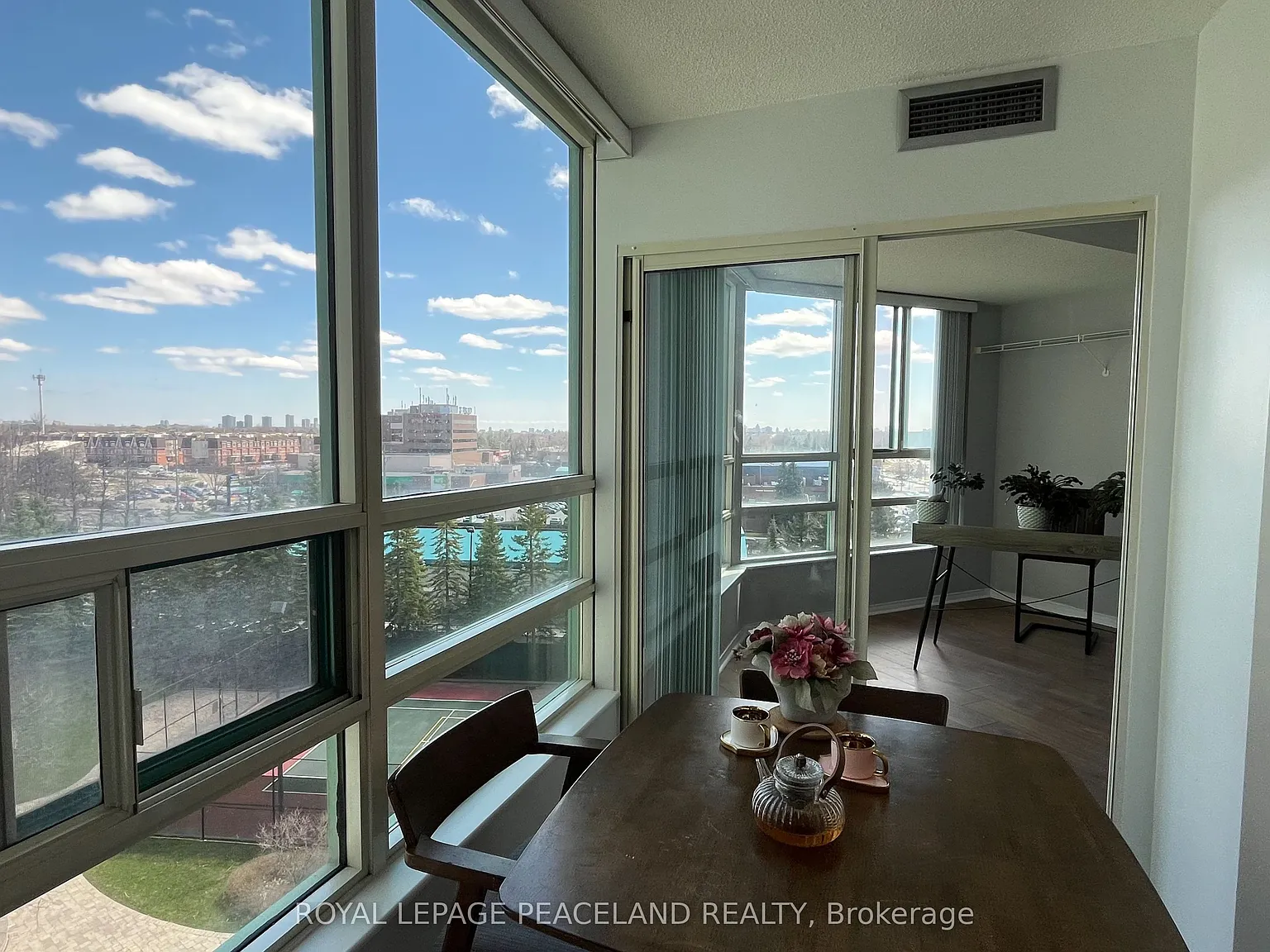 3 bed, $3,390 — Photo 3