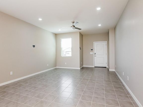 3rd image of 6834 W Marguerite Ave