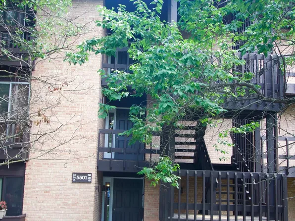 5501 Lakeside Dr APT 2B, Lisle, IL 60532