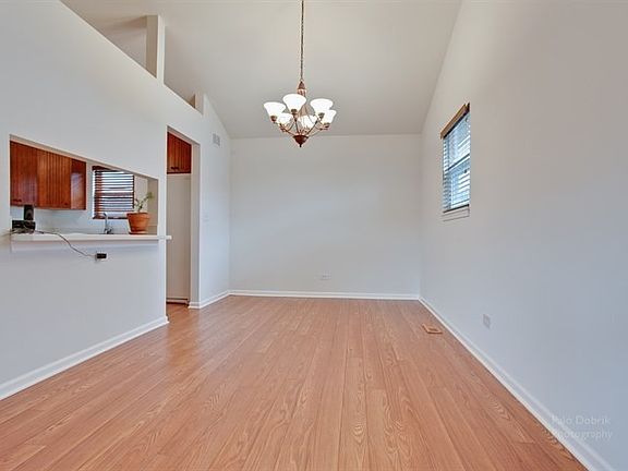 5th image of 614 Grace Dr