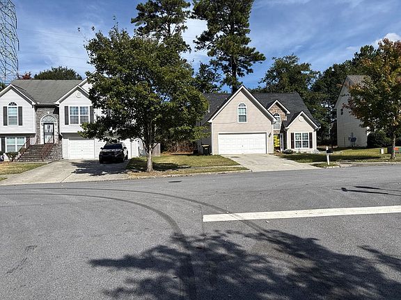 4th image of 301 Breeze Mdw