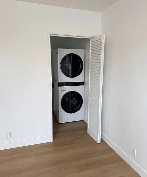 231 Redondo Ave — Photo 11