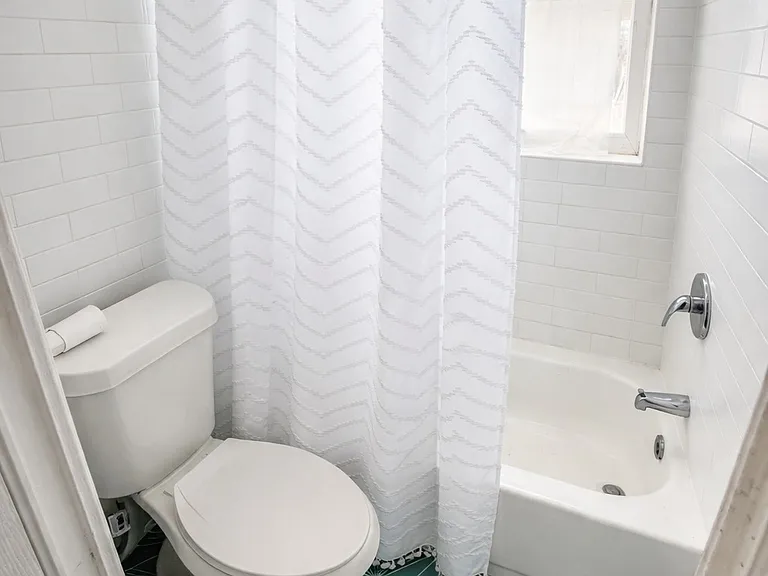 The Monte Apartments — Photo 16