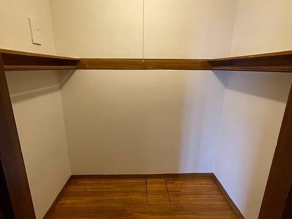 3rd image of 405 6th Ave #6