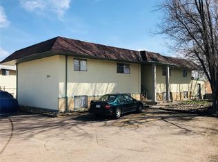 2127 Preuss Rd, Colorado Springs, CO 80910