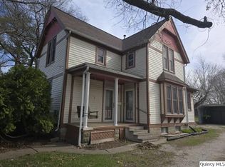 220 N Scofield St, Carthage, IL
