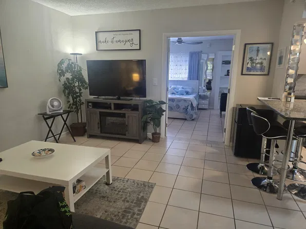 (undisclosed Address), Pompano Beach, FL 33062