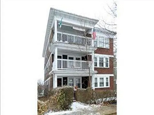 153 Forest Hills St #3, Jamaica Plain, MA 02130