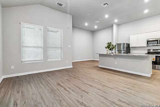 141 Nespral Dr — Photo 8
