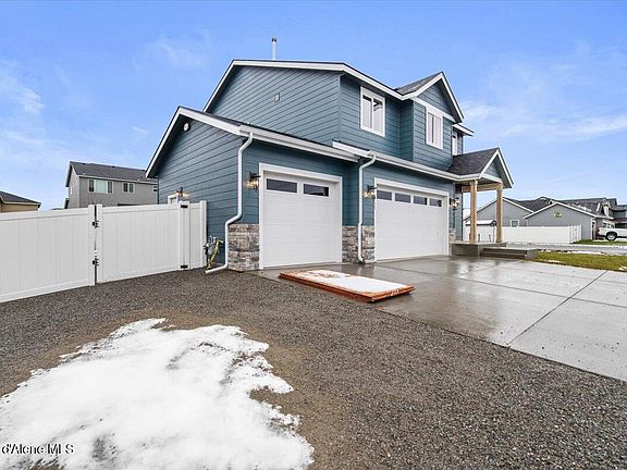 4th image of 2711 E Cinder Ave