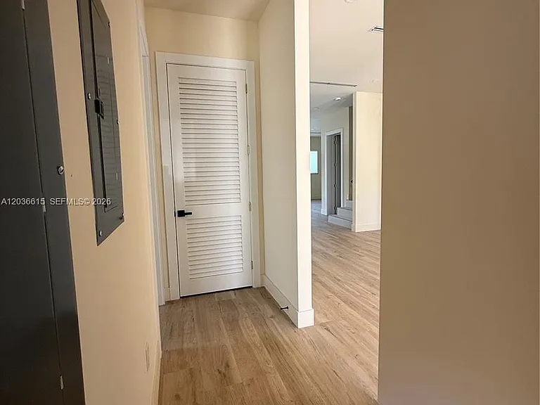 3326 Elizabeth St — Photo 10