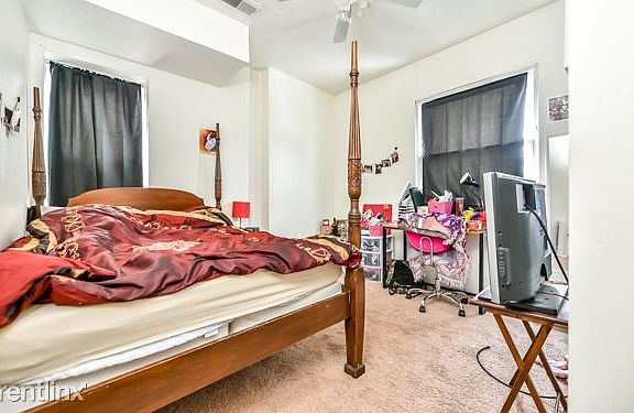 3211Kennett2CL-5674