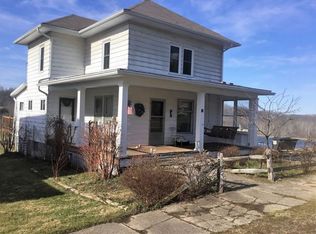 48 N Franklin St, Amesville, OH 45711