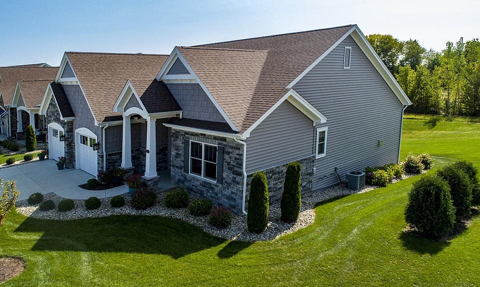 1st image of 842 Wentworth Dr