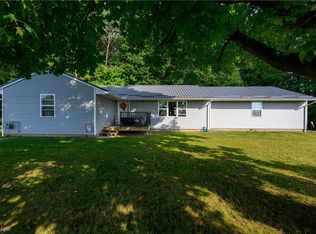 6109 Wolf Run Rd SE, Dennison, OH 44621