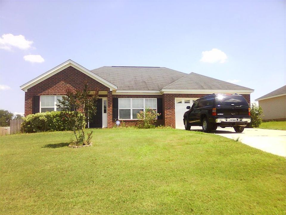 1st image of 204 N Bridgeport Dr