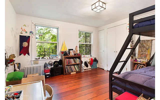 Rented by Douglas Elliman | media 4