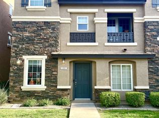 1307 S Sabino Dr, Gilbert, AZ 85296
