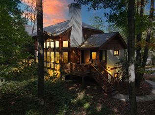 2126 Deerview Dr, Boyne Falls, MI