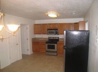 421 Angel Loop SW, Los Lunas, NM 87031