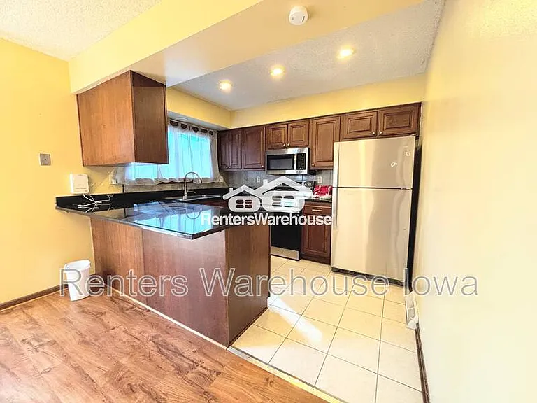 4541 50th St — Photo 7