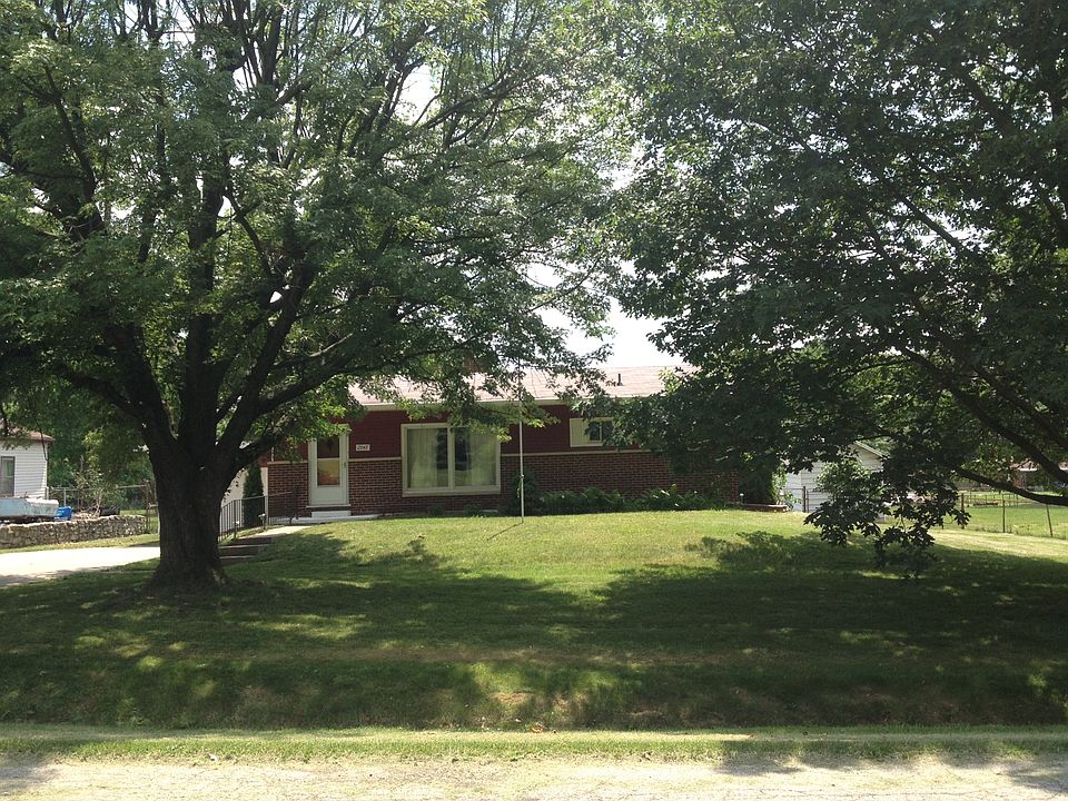 1st image of 2947 Wylie Dr
