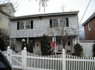 27 Lincoln Pl, Staten Island, NY 10305