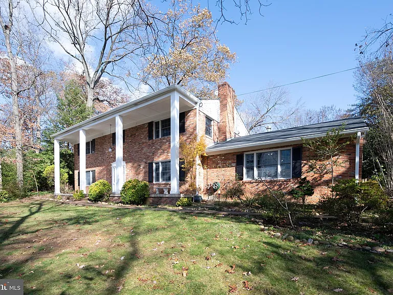 3606 Pinetree Ter — Photo 4
