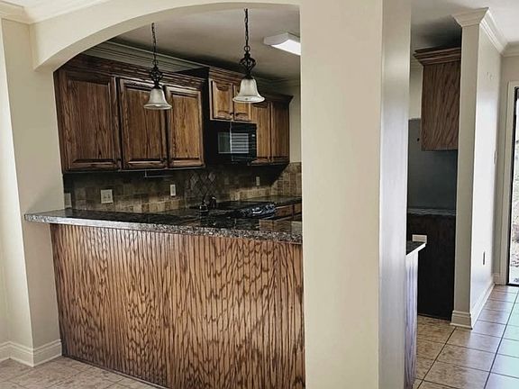 3rd image of 4846 Weaver Rd