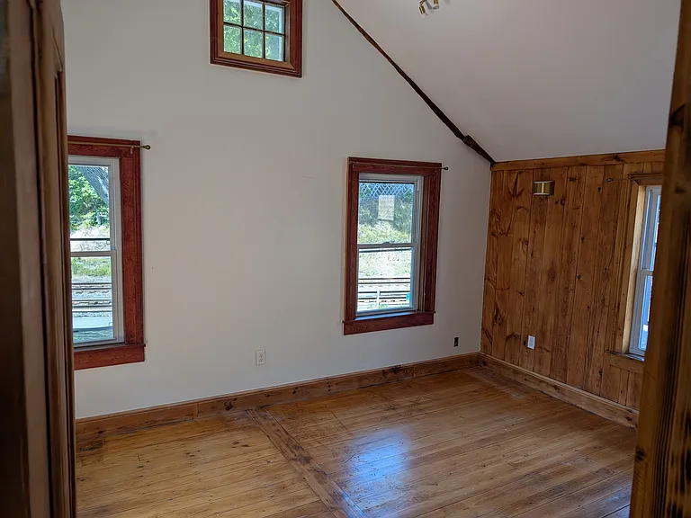 Rear Bedroom