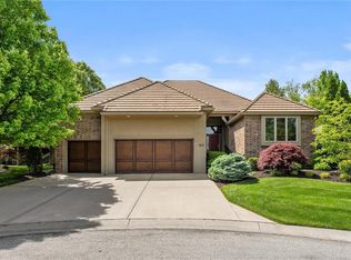 11404 El Monte Ct, Leawood, KS 66211