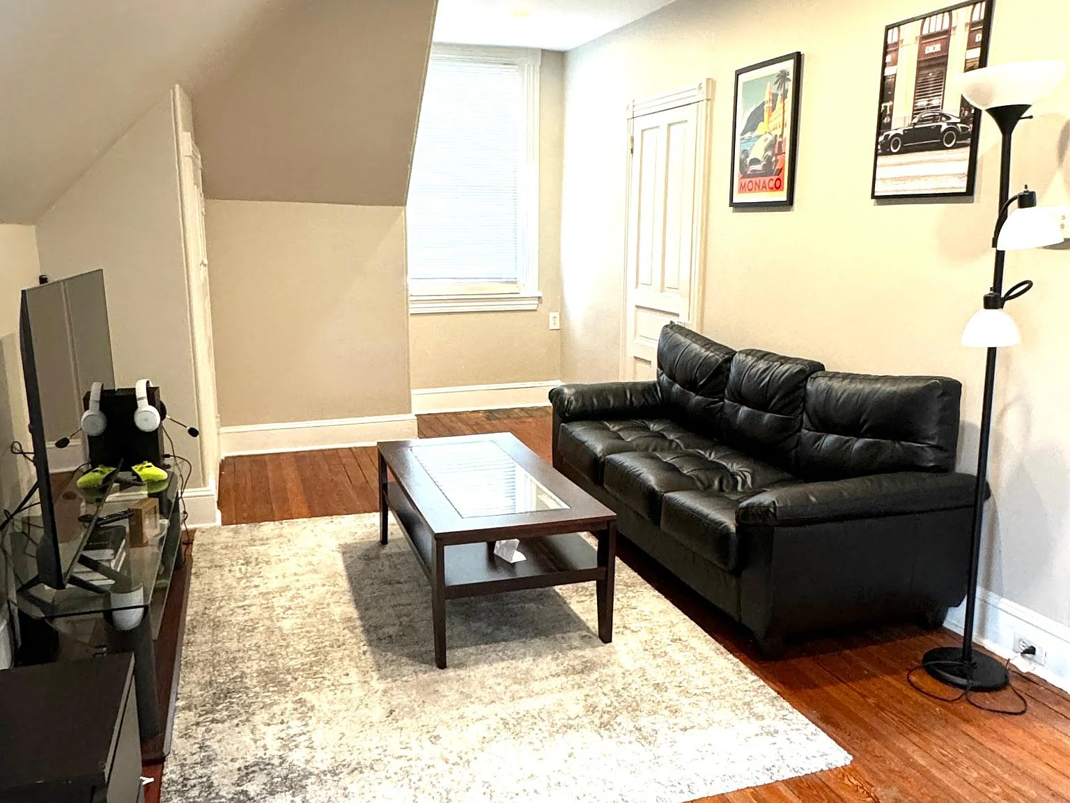 450 Lyceum Ave — Photo 2