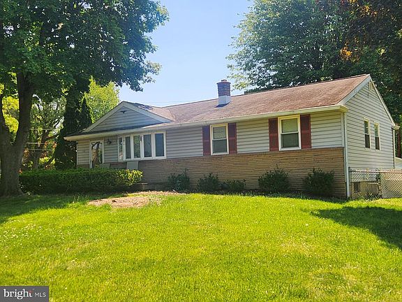 3rd image of 168 Ann Ln